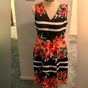 Shelby & Palmer floral dress